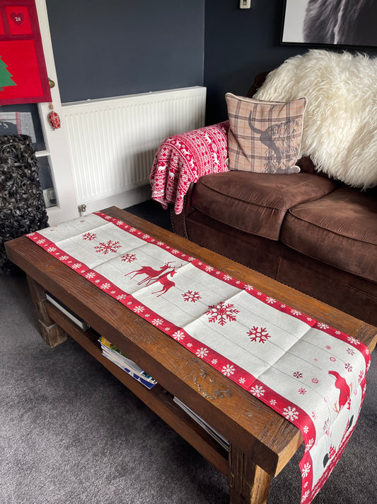 Reindeer and Gnome Table Runner